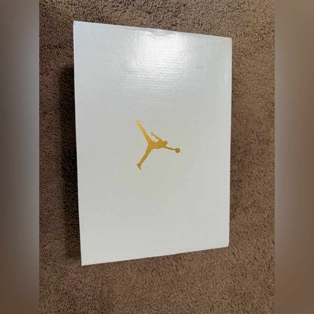 Nike Women's Air Jordan 1 Mid Pure Platinum/Sky J Mauve-Sail (BQ6472) size 6.5 - Picture 6 of 10
